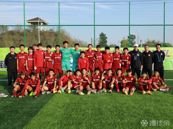 莫尔德vs华沙军团,比分背后的足球哲学与悬念解析? 莫尔德vs华沙军团,比分背后的足球哲学与悬念解析?